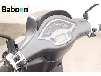 Vespa  Sprint 45KM picture 16