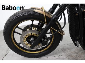 Honda  VT 700 C Shadow picture 23