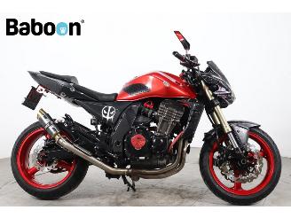 krockskadad bil motor Kawasaki Z 1000  2003/2