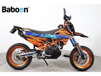 KTM 690 SMC R picture 1