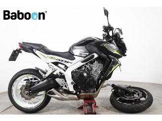 krockskadad bil bromfiets Honda CB 650 F ABS 2016/6