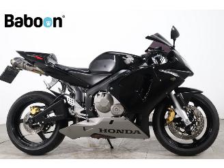 Honda CBR 600 RR picture 1