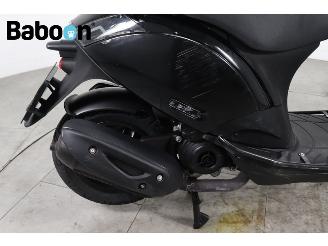 Piaggio  Zip 45KM picture 12