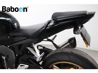 Honda CBR 1000 RR Fireblade picture 17