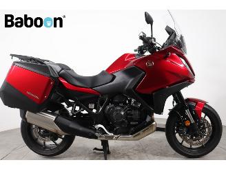 Honda  NT 1100 DCT picture 1