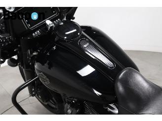 Harley-Davidson  FLHXS Street Glide Special 107 picture 17