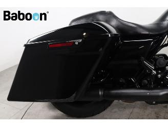 Harley-Davidson  FLHXS Street Glide Special 107 picture 13