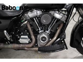 Harley-Davidson  FLHX Street Glide picture 20