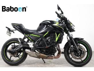 krockskadad bil motor Kawasaki Z 650 ABS 2022/5