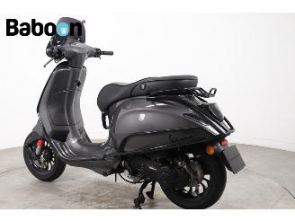 Vespa  Sprint 45KM picture 4