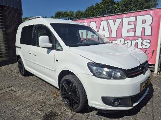 krockskadad bil bedrijf Volkswagen Caddy 1.6 TDI BMT 2011/9