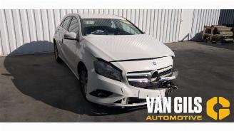 Mercedes A-klasse A (W176), Hatchback, 2012 / 2018 1.5 A-180 CDI, A-180d 16V picture 4