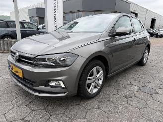 Coche accidentado Volkswagen Polo 1.0 TSI Comfortline 2018/3
