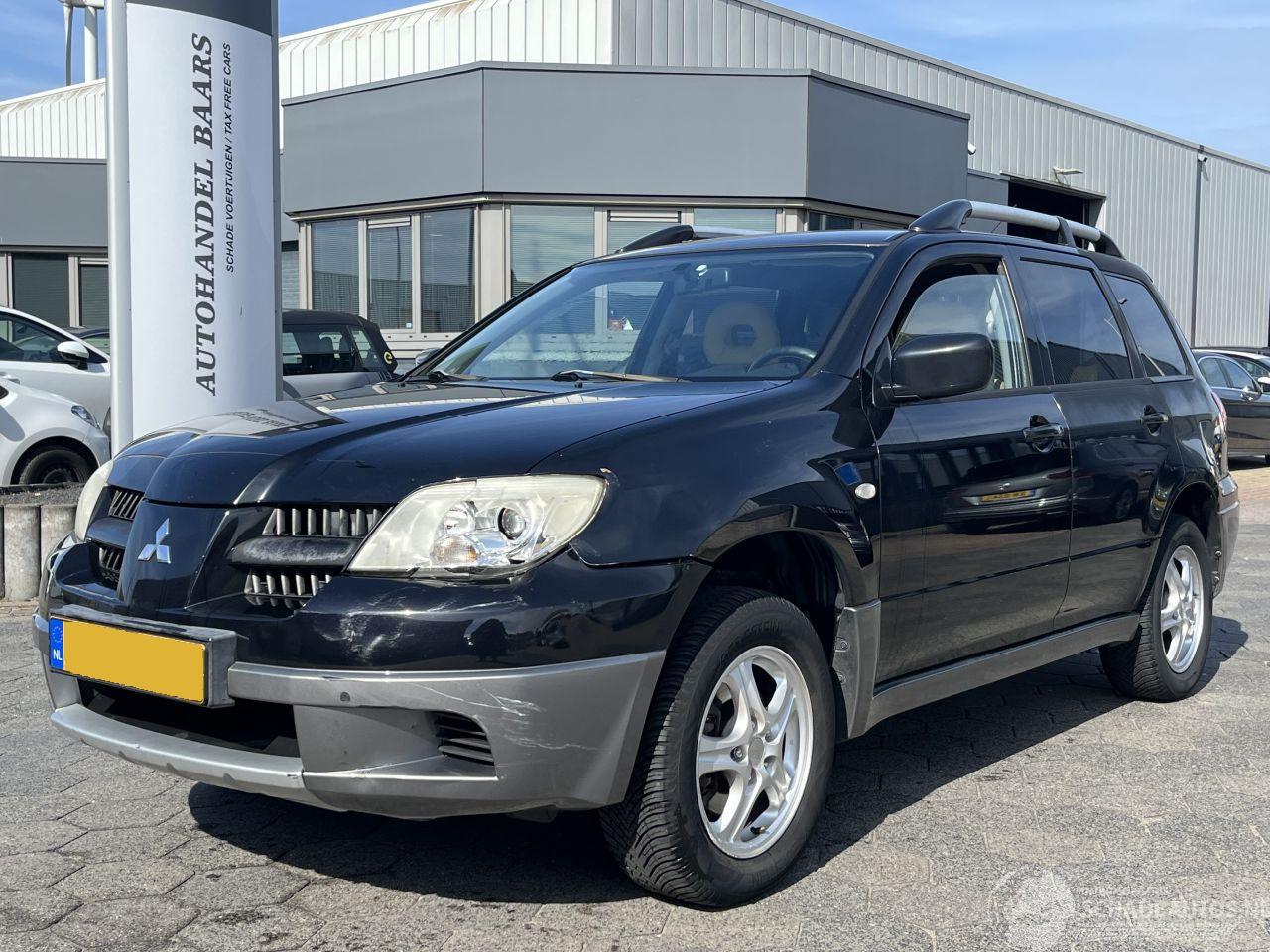 Mitsubishi Outlander 2.0 Invite plus