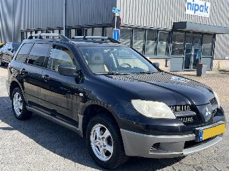 Mitsubishi Outlander 2.0 Invite plus picture 3