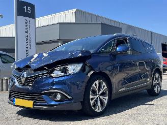 Damaged car Renault Grand-scenic 1.3 TCe Intens AUTOMAAT PANO 2018/4