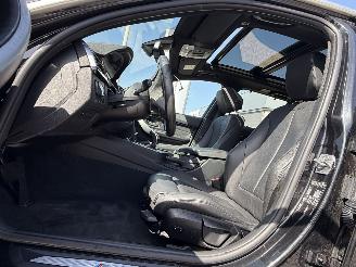 BMW 3-serie Touring 330i Centennial High Executive picture 11