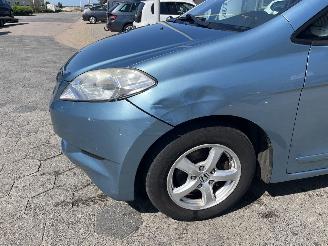 Honda Fr-v 1.7i Comfort picture 10