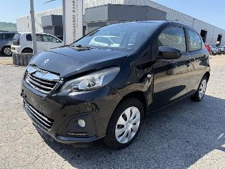 Damaged car Peugeot 108 1.0 e-VTi Active 2017/5