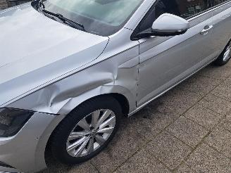 Volkswagen Polo 1.0tsi high line picture 7