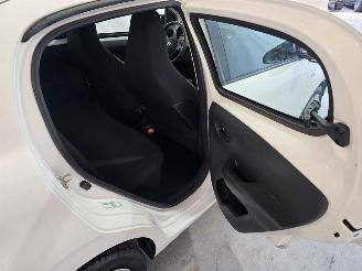 Citroën C1 1.0 VTi Feel picture 15