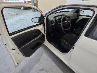 Citroën C1 1.0 VTi Feel picture 18