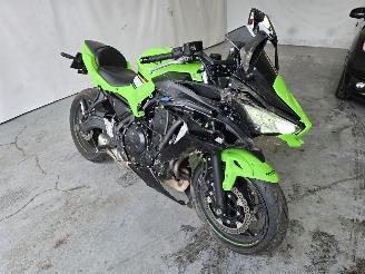 skadebil motor Kawasaki Ninja 650 TOUR NINJA 650 2025/7