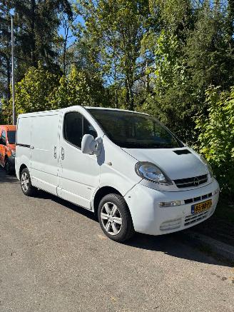 Opel Vivaro 1.9 DI L1H1 picture 1