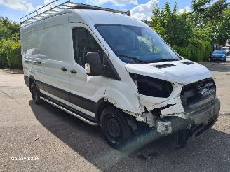 skadebil bedrijf Ford Transit 330 2.0 TDCI L3H2 Trend MHEV 2023/5