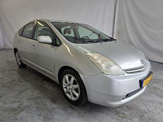 Damaged car Toyota Prius 1.5 VVT-i 2005/1