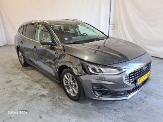 Coche accidentado Ford Focus 1.0 EBH Titanium 2024/2