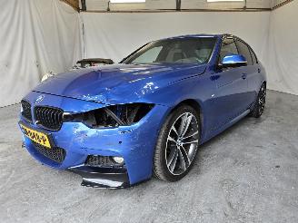 BMW 3-serie 320i Edition M Sport Shadow Executive picture 3
