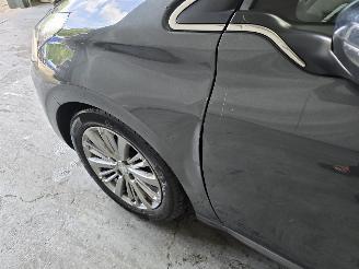 Peugeot 208 1.2 PureTech Allure picture 11