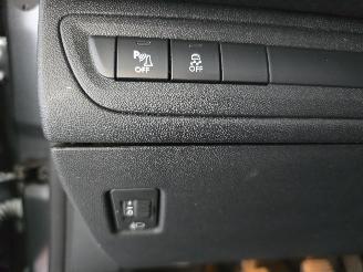 Peugeot 208 1.2 PureTech Allure picture 25