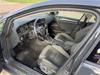 Volkswagen Golf 1.5 TSI DSG Bnsline picture 10