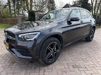 Damaged car Mercedes GLC GLC-klasse 300e 4MATIC Business Solution AMG 2021/1
