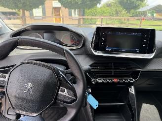 Peugeot 208 1.2 PURETECH ACTIVE picture 12
