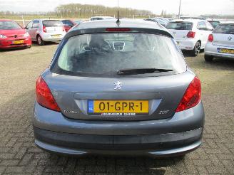 Peugeot 207 1.4 VTi Cool \'n Blue picture 6