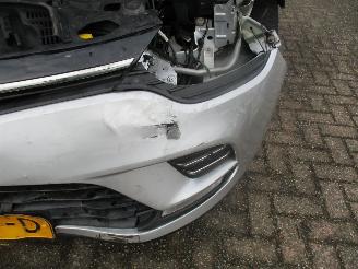 Renault Clio 0.9 TCe Zen picture 15