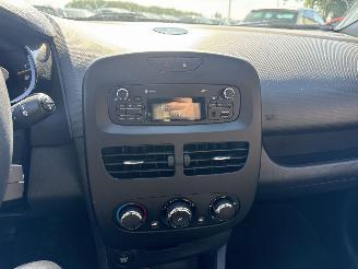 Renault Clio 0.9 TCe Authentique picture 17
