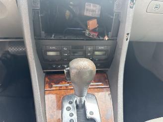 Audi A4 2.4 V6 Exclusive picture 21