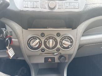 Nissan Pixo 1.0 Look picture 29