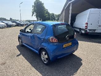 Toyota Aygo 1.0-12V Dynamic Blue picture 6