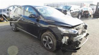 Hyundai Ioniq  picture 2