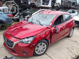 Unfallwagen Mazda 2 2 (DJ/DL), Hatchback, 2014 1.5 SkyActiv-G 75 2020