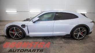 Porsche Taycan Taycan Cross Turismo (Y1B), Combi, 2020 4S Performance Battery Plus picture 2