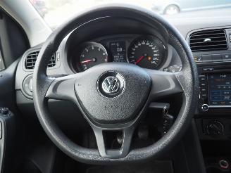 Volkswagen Polo 1.0 picture 12
