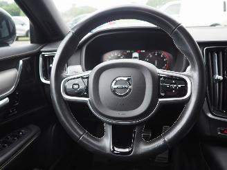 Volvo V-90 2.0 B4 R-Design Motorschaden picture 13