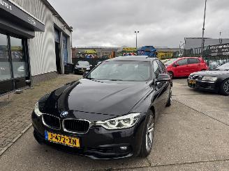 BMW 3-serie 320IX 135KW AUTOMAAT picture 2