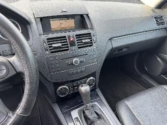 Mercedes C-klasse C180 KOMPESSOR AUTOMAAT picture 11